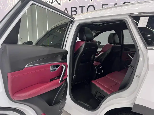 Jetour X70 Plus — Фото автомобиля 14