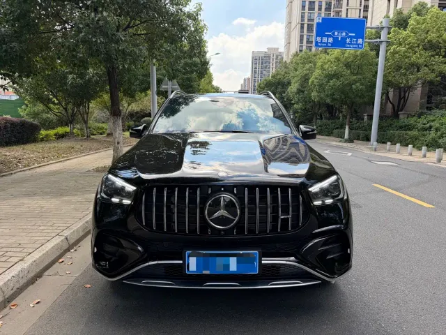 Mercedes-Benz GLE-Class AMG — Фото автомобиля 2