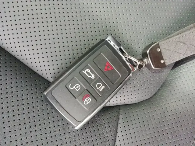 Land Rover Land Rover Defender 2022 110 P400 X-DYNAMIC HSE — Фото автомобиля 11