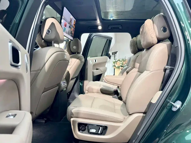 Li Auto L9 — Фото автомобиля 20