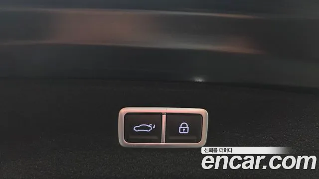 Genesis G80 Electrified G80 (RG3) — Фото автомобиля 17