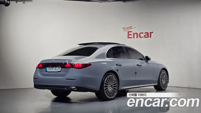 Mercedes-Benz E-Class W214 — Фото автомобиля 2