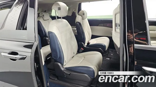 Kia Carnival 4th Gen — Фото автомобиля 17
