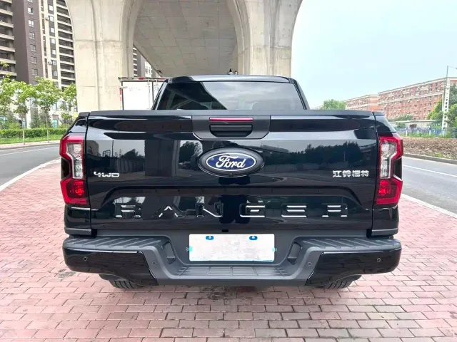 Ford Ranger — Фото автомобиля 4