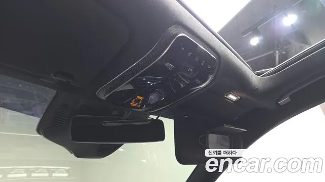 Mercedes-Benz S-Class — Фото автомобиля 21