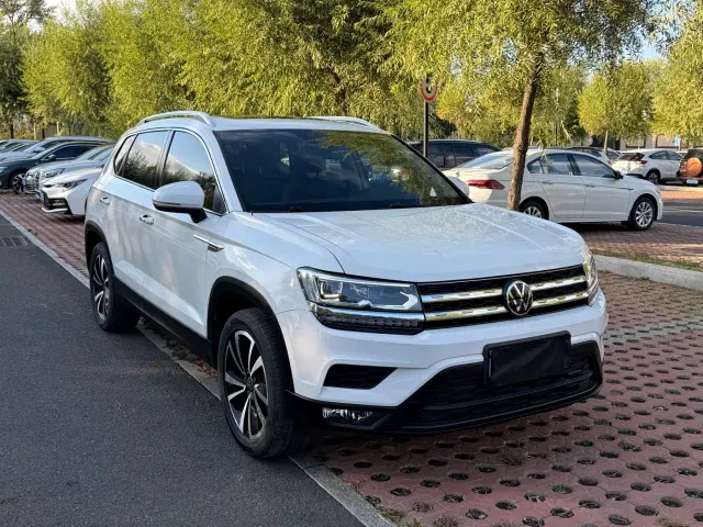 Volkswagen Tharu — Фото автомобиля 2