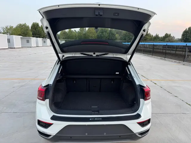 Volkswagen Volkswagen T-ROC 2021 280TSI DSG 2WD Comfort Smart Connect 30th Anniversary Edition — Фото автомобиля 9