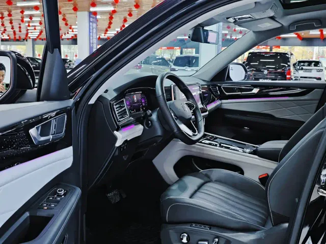 Volkswagen Teramont — Фото автомобиля 8