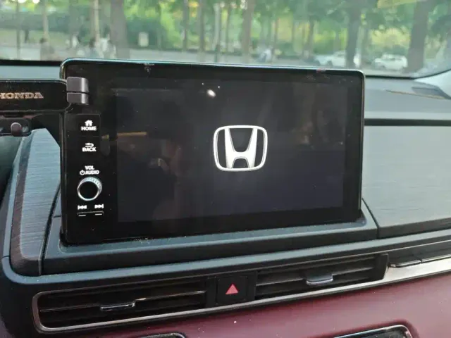 Honda Elysion — Фото автомобиля 13