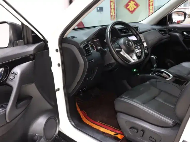 Nissan X-Trail — Фото автомобиля 9