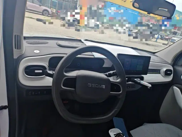 Geely Panda — Фото автомобиля 9