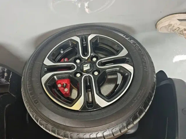 Baojun Yep — Фото автомобиля 22
