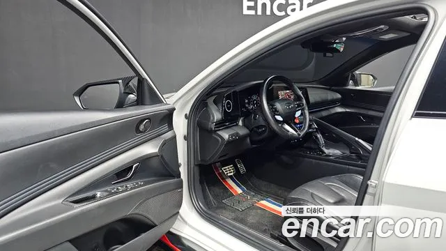 Hyundai Avante CN7 — Фото автомобиля 10