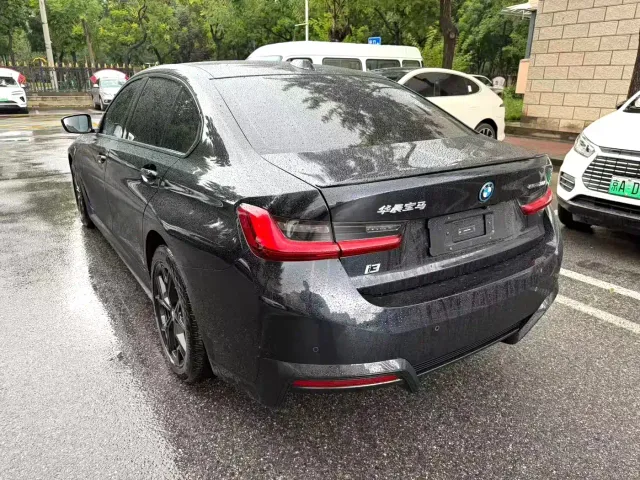BMW i3 — Фото автомобиля 7