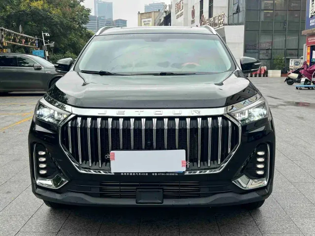 Jetour X90 Plus — Фото автомобиля 2