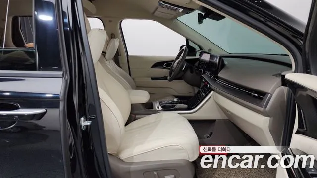 Kia Canival Carnival 4 поколение Бензин 9 мест Hi-Limousine(Спецкузов) — Фото автомобиля 23