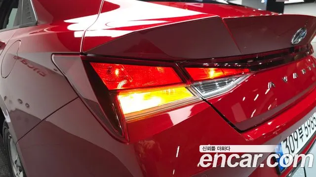 Hyundai AVANTE Avante (CN7) — Фото автомобиля 23