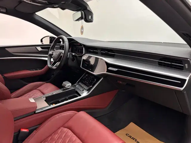 Audi A7L — Фото автомобиля 11