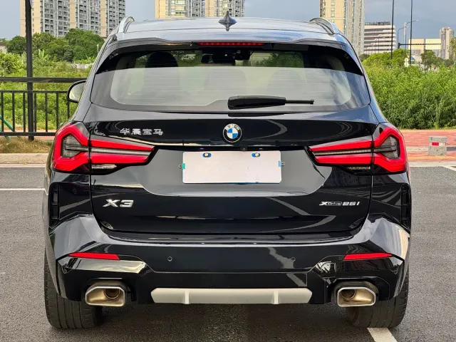 BMW X3 — Фото автомобиля 10