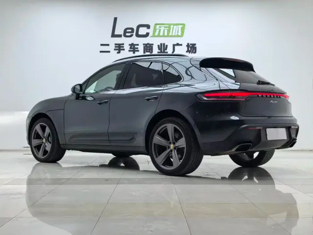 Porsche Macan — Фото автомобиля 6