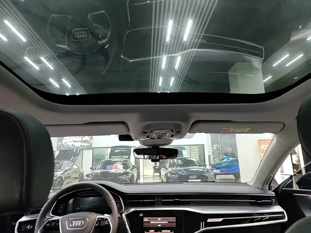 Audi A7L — Фото автомобиля 17