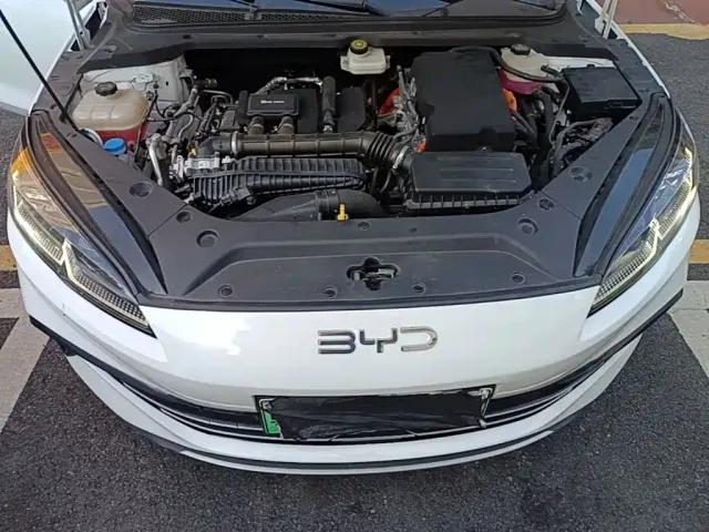 BYD Seal 06 — Фото автомобиля 19