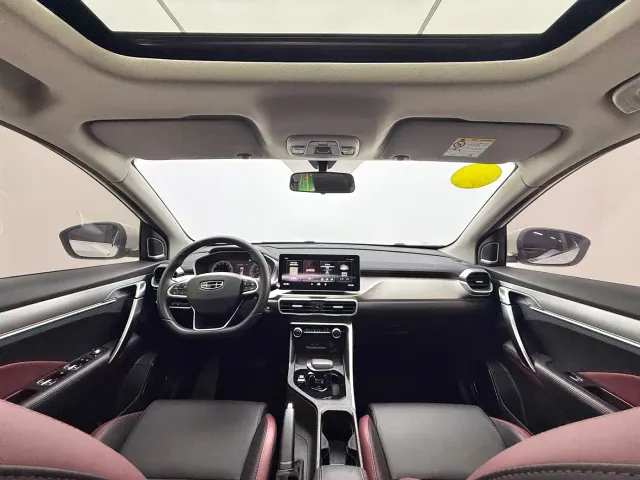 Geely Binyue — Фото автомобиля 9