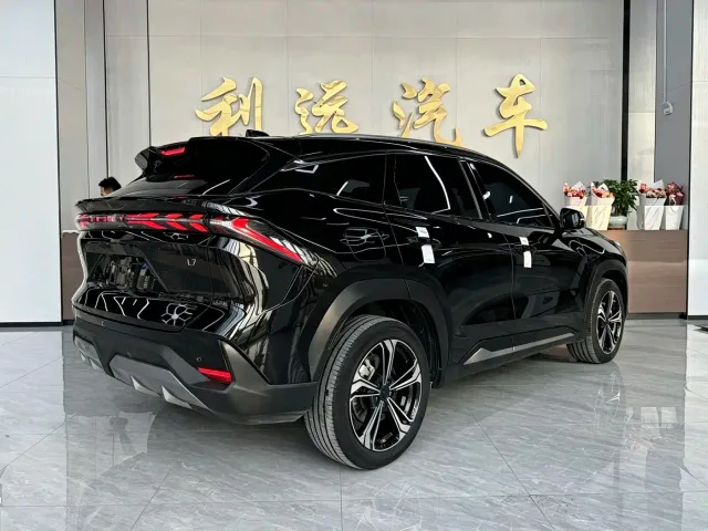 Geely Galaxy L7 — Фото автомобиля 13