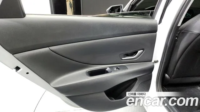 Hyundai AVANTE Avante (CN7) — Фото автомобиля 25