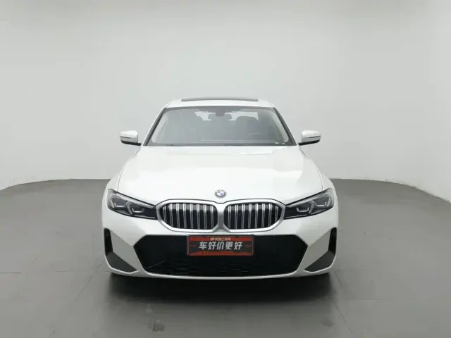 BMW 3 Series — Фото автомобиля 3