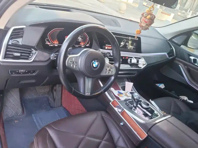 BMW X5 — Фото автомобиля 12