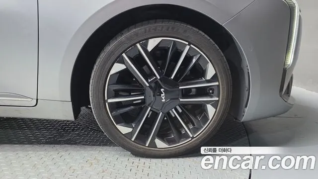 Kia K8 K8 (New) Hybrid — Фото автомобиля 21