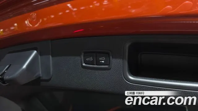 Porsche Macan — Фото автомобиля 30