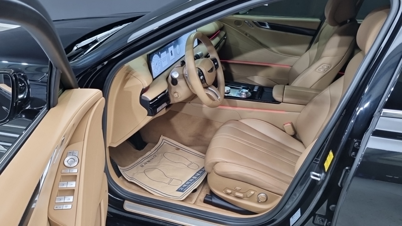 Genesis G80 RG3 — Фото автомобиля 7