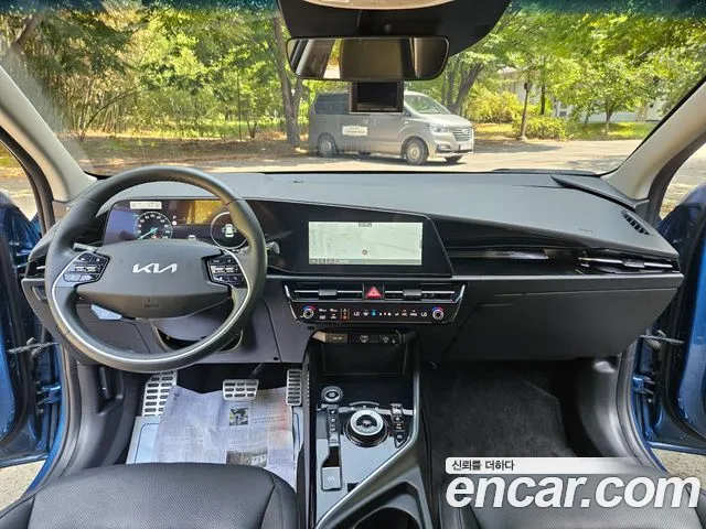 Kia Niro — Фото автомобиля 10