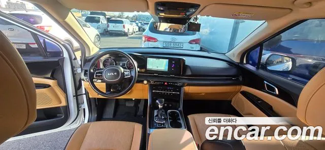 Kia Canival Carnival 4 поколение 9 мест Prestige — Фото автомобиля 2