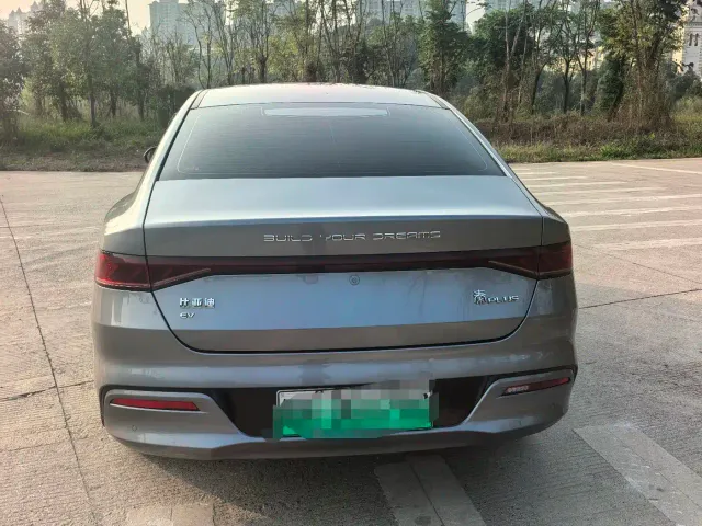 BYD Qin PLUS — Фото автомобиля 14