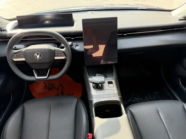 Changan Eado — Фото автомобиля 10