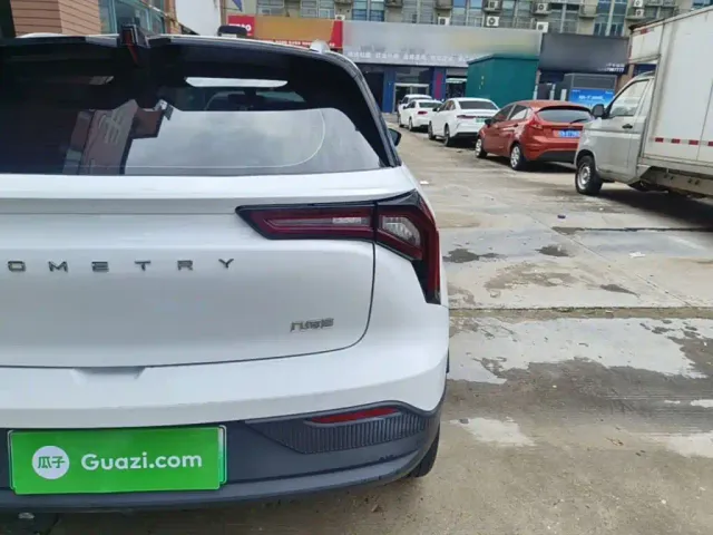 Geely Geometry E Firefly — Фото автомобиля 7