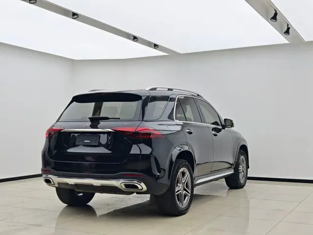 Mercedes-Benz GLE-Class — Фото автомобиля 9