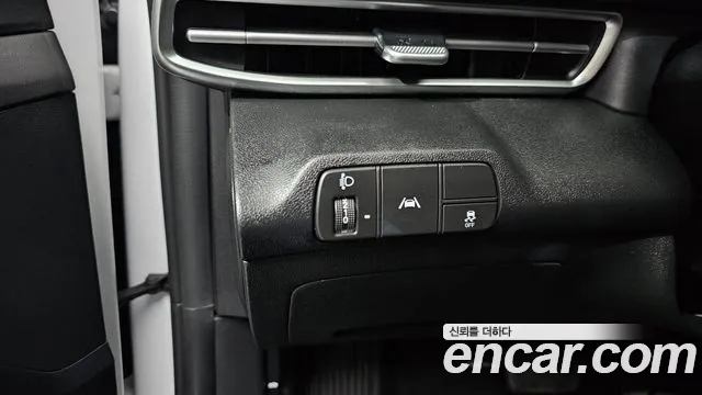 Hyundai AVANTE Avante (CN7) — Фото автомобиля 18