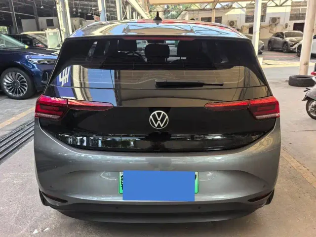 Volkswagen ID.3 — Фото автомобиля 14