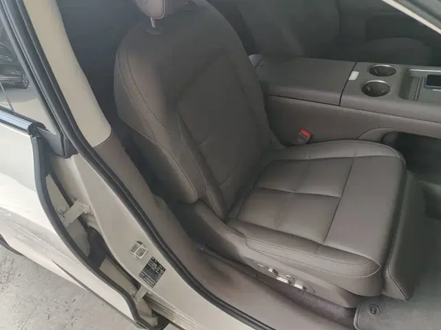 IM Motors LS6 — Фото автомобиля 24