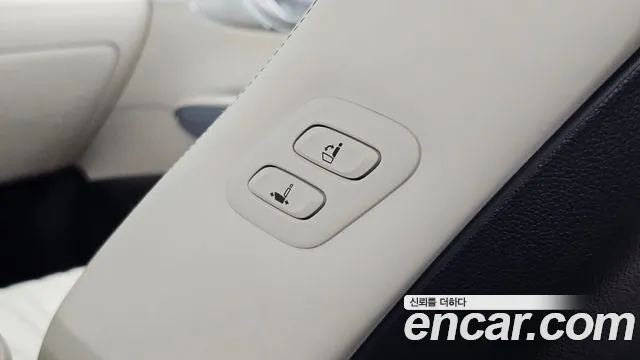 Genesis GV70 2.5T Бензин AWD — Фото автомобиля 25