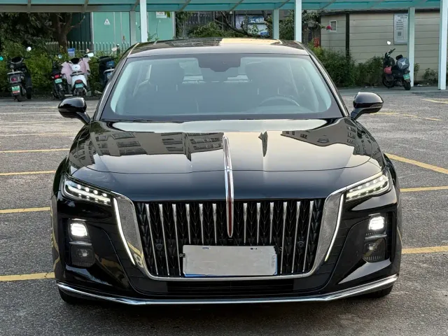 Hongqi H5 — Фото автомобиля 2