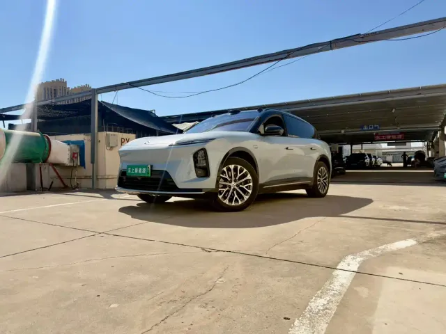 Фотография автомобиля — Nio ES6