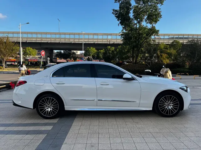 Mercedes-Benz C-Class — Фото автомобиля 18