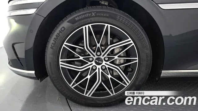 Genesis G90 RS4 — Фото автомобиля 5