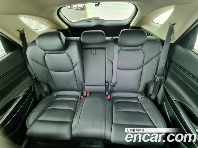 Genesis GV70 — Фото автомобиля 15