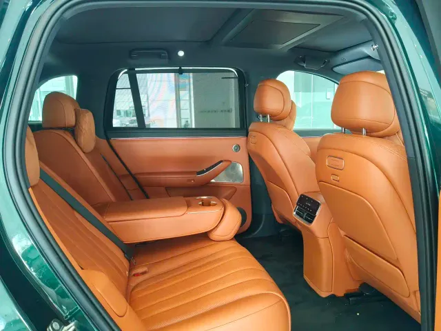 Aito M7 — Фото автомобиля 14
